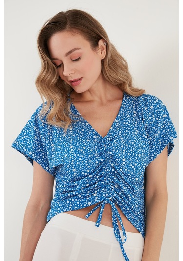 Lela Desenli Önü Büzgülü V Yaka Crop Bayan Bluz 5864486Y4 Saks