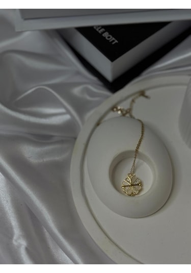 Açılıp Büyüyen Yonca Çelik Kolye Gold
