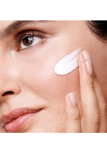 Oriflame Optimals Even Out Gündüz Kremi 50 ML