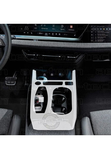 Audi A5 2025 Uyumlu Vites Etrafı Piano Black Konsol Tpu Koruyucu