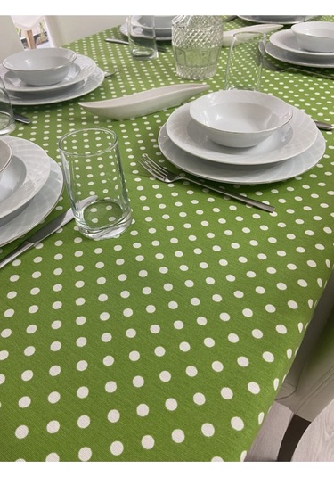Sıvı Geçirmez Puantiyeli Dertsiz Masa Örtüsü Yeşil