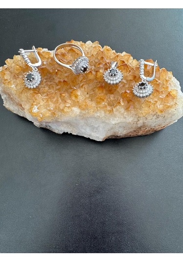 Aysesa Beyaz Altın Görünümlü Safir Ve Zirkon Taşlı Kadın Gümüş Set