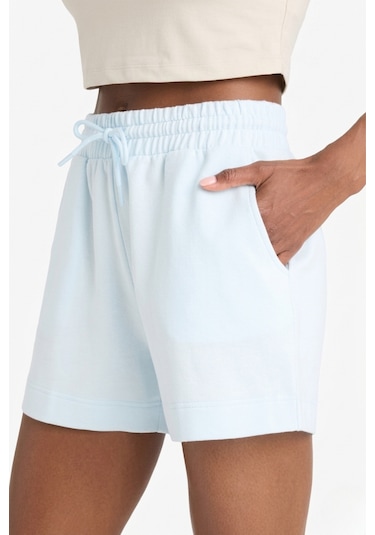 Soft&Basic Kadın Rahat Kalıp Cepli Beli Lastikli Kısa Paça Mavi Şort