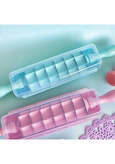 Kare Mantı Kesme Merdanesi 7 Bıçaklı Mantı Yapma Aleti 7 Bıçaklı Çok Renkli