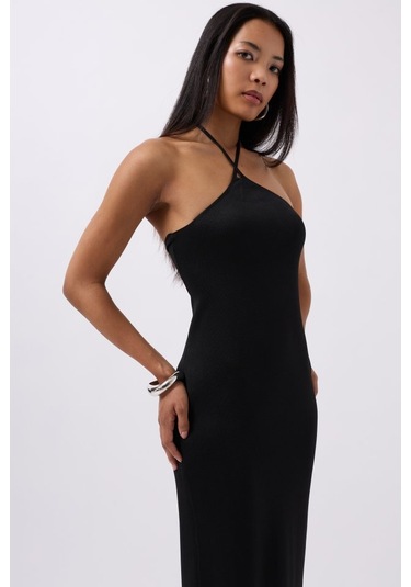 Çapraz Askılı Maxi Elbise Siyah