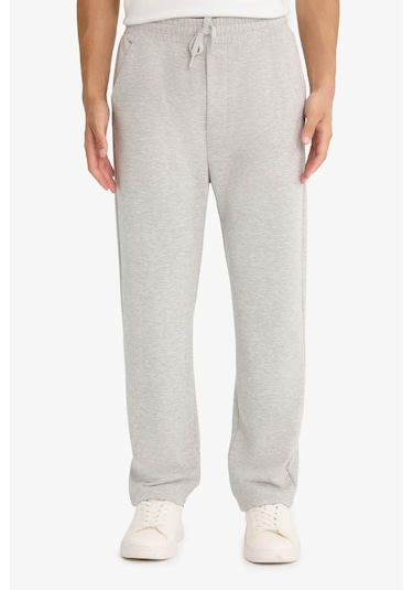 Defacto Regular Fit Basic Düz Beli Bağcıklı Düz Paça Cepli Eşofman Altı D6762AX25AU Gri Defacto Regular Fit Basic Düz Beli Bağcıklı Düz Paça Cepli Eşofman Altı D6762AX25AU Gri