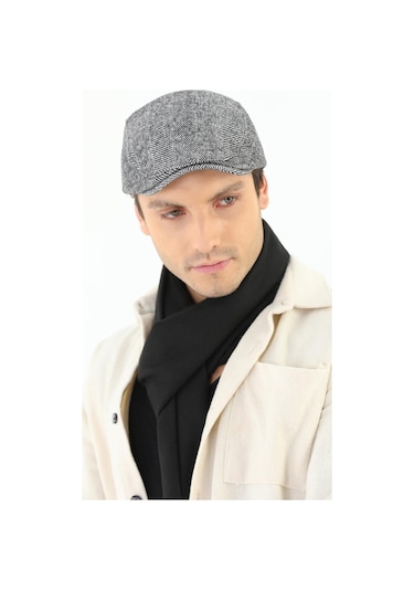 Kışlık Spor Kasket Siyah-Beyaz Beyaz - Siyah