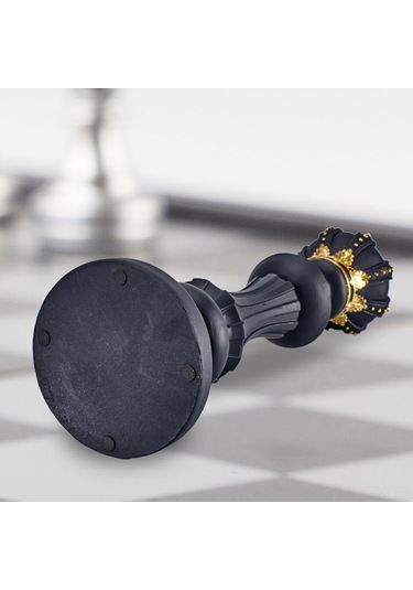 Yaozixa Resin Simülasyon Satranç Figürü: Kral, Kraliçe Ve At Desenli Ev Dekorasyonu - Sanatsal Ev Ve Mağaza Açık Art Köşe Takımı