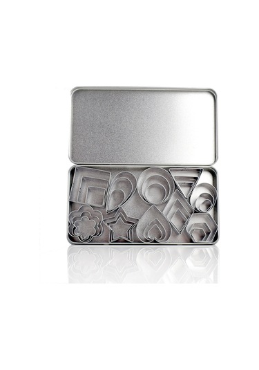 Xindoker 430 Çelik Islak Hamur Kalıbı Seti 24 Parça: Kalp, Yıldız Ve Meyve Kesiciler, Demir + Deri Kutuda, Ev Fırını Ve Pastane Gereci Diğer