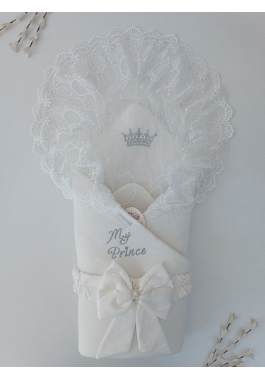 Ekru Erkek Bebek Battaniyesi Dantelli Mevlütlük Hastane Çıkışı Yenidoğan %100 Pamuklu Hediyelik Ekru