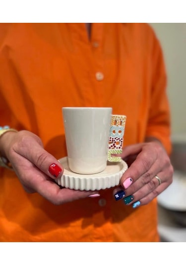 El Yapımı İsimli Fincan