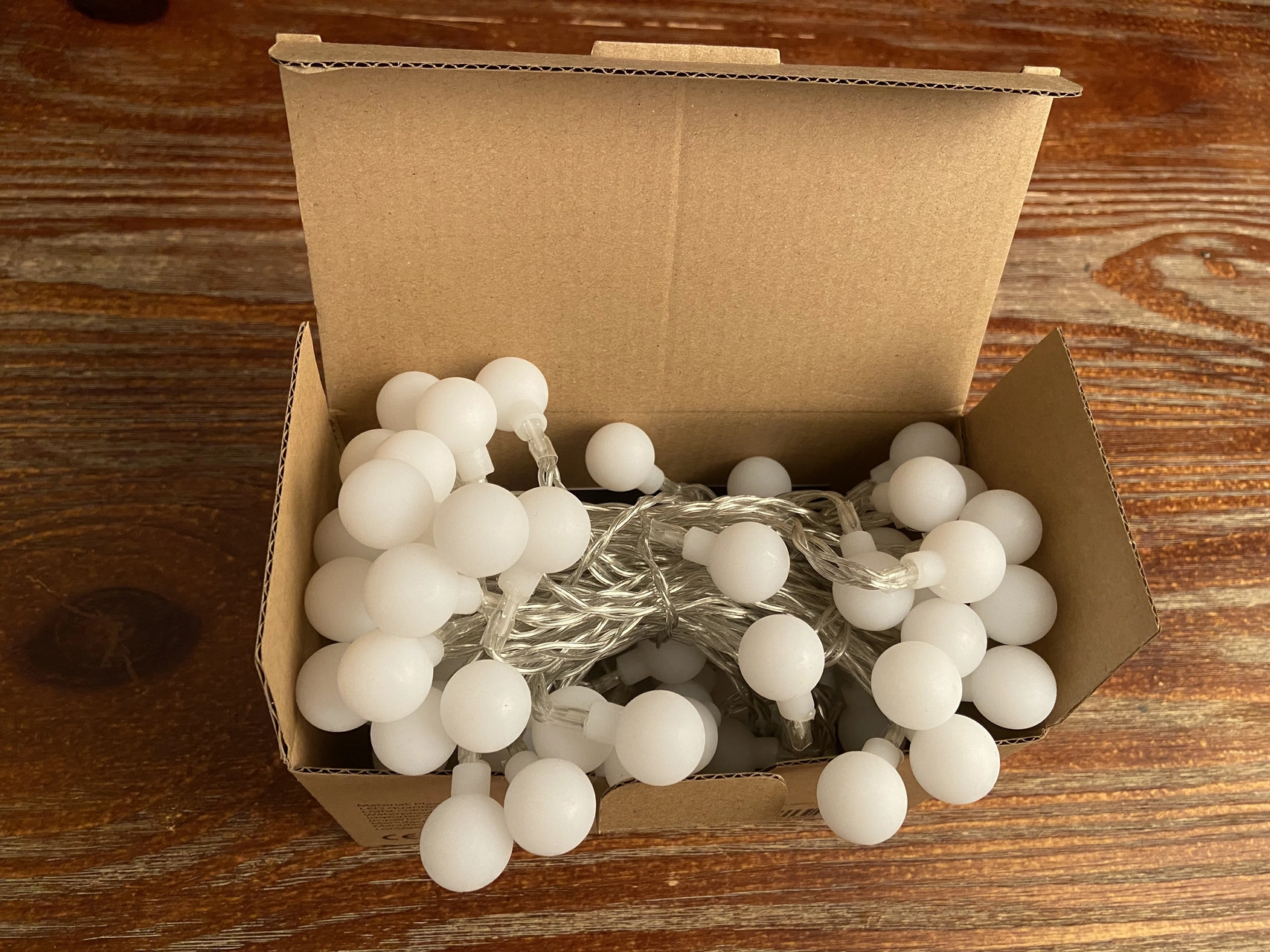 Folinda 80 Led 10m Islak Beyaz Işık Zinciri, Ip44 Su Geçirmez, 3xaa Pil Beslemeli, 13 Tuşlu Kumanda İle 0.6w Beyaz