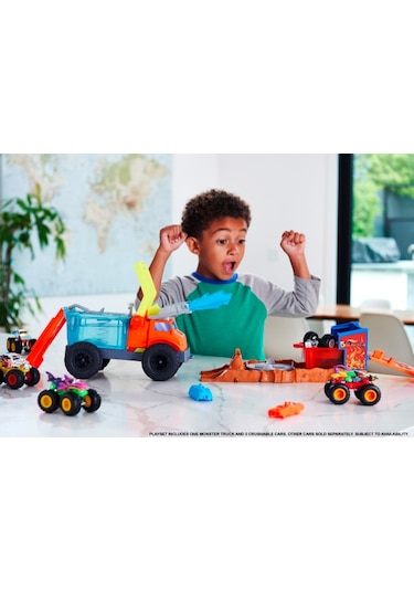 Hot Wheels Monster Trucks Arena Mücadelesi Color Shifters Oyun Seti HPN73