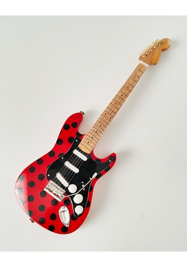 El Yapımı 1/4 Ölçek Minyatür Elektro Gitar Stratocaster Polka Dot