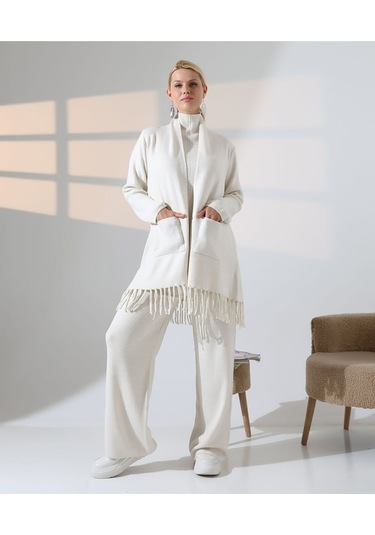 Bohem Şıklık Püskül Detaylı Üçlü Triko Takım Taş