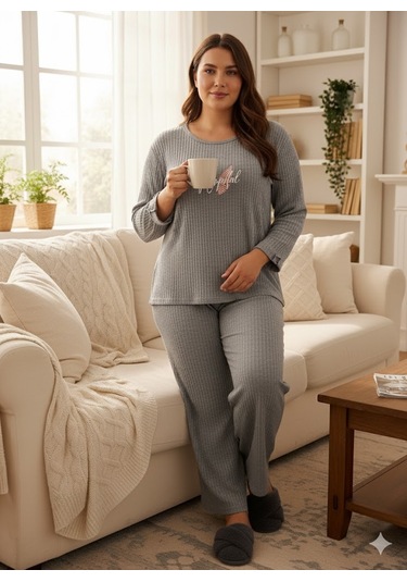 Kadın Gri Büyük Beden Pijama Takımı Gri