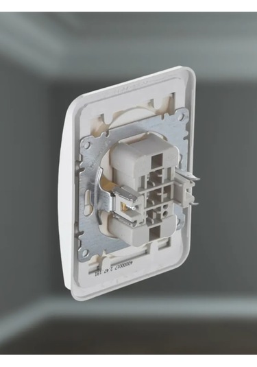 Makel Çiftli Gömme Topraklamasız Priz 16 A Beyaz 218468656 12017