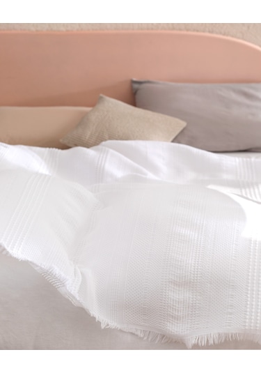 Madame Coco Lucille Çift Kişilik %100 Pamuk Yatak Örtüsü - Beyaz 8684427016732 Beyaz