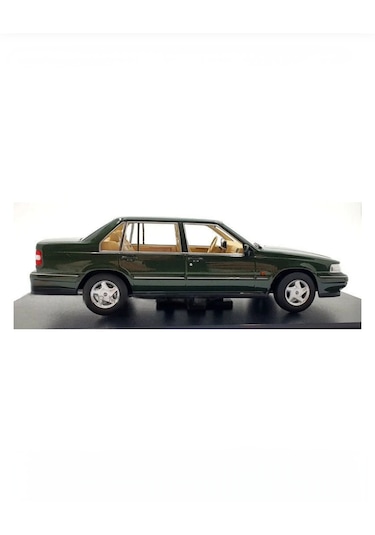Triple9 1:18 Ölçek 1996 Volvo 960 Koyu Yeşil Model Araba