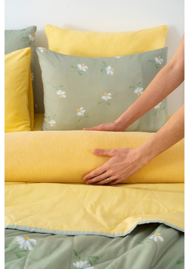 Yeşil Papatya Çift Kişilik Nevresimli Pike Takımı - 7 Parça Çeyiz Seti Yeşil