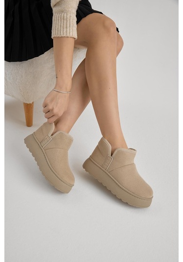 Kalın Poli Taban İçi Astarlı Süet Görünümlü Kadın Bej Günlük Bot Tbprf005 Bej