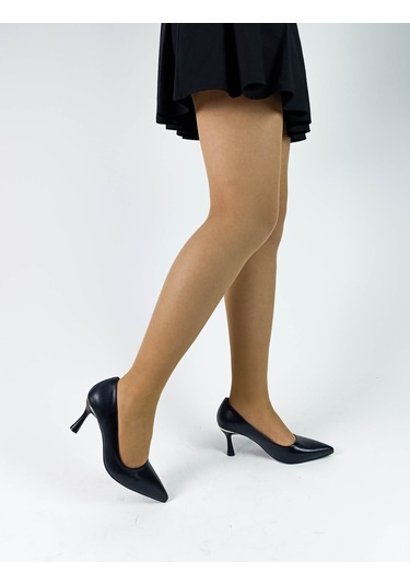 Siyah Renk Yumuşak Cilt Deri İnce Kadeh Topuk Sivri Burun Kadın Stiletto Siyah