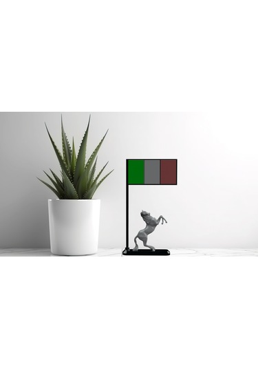 İrlanda Bayraklı Şahlanan At Figürlü Masaüstü Dekor 3d Baskı