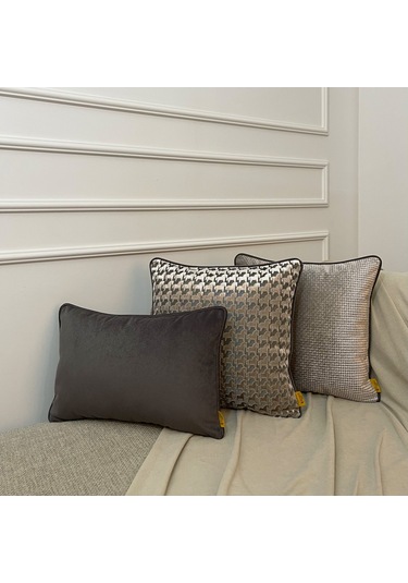 "taupe" Kadife Dokulu Düz Kırlent 30x50 - Gri Gri