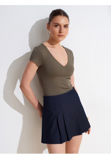 Dilvin 32840 V Yaka Basic T-shirt-haki