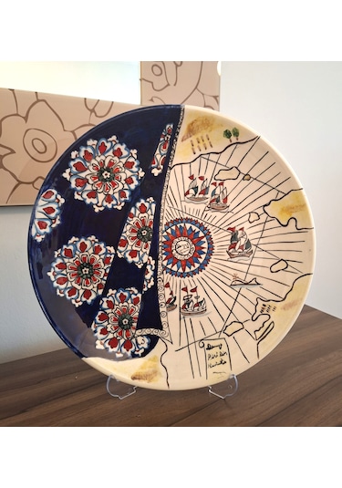El Yapımı Piri Reis Desenli Çini Tabak