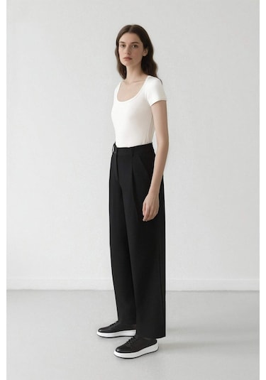 Defacto Wide Leg Cepli Pensli Basıc Klasik Dokuma Palazzo Pantolon C6375AX24HS Siyah Defacto Wide Leg Cepli Pensli Basıc Klasik Dokuma Palazzo Pantolon C6375AX24HS Siyah