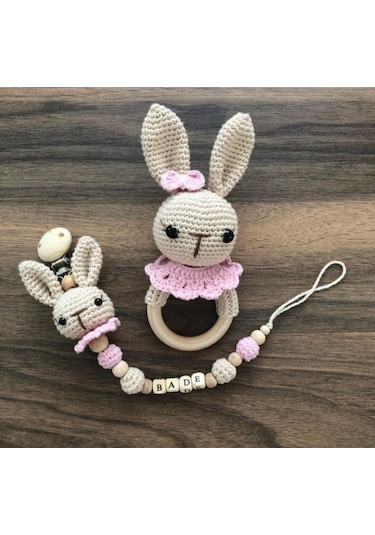 Amigurumi İsimli Emzik Zinciri Ve Çıngırak Seti Bej
