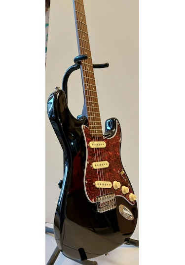 Elektro Gitar Model-1