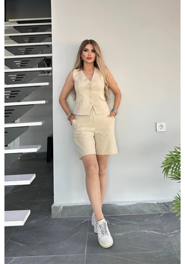 Kadın Yelekli Şortlu Takım Atlas Krep Esnek Kumaş Yazlık Yelekli Takım Bej Bej