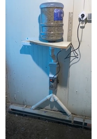 Otomatik Yemlik (Tavuk Güvercin Bıldırcın)