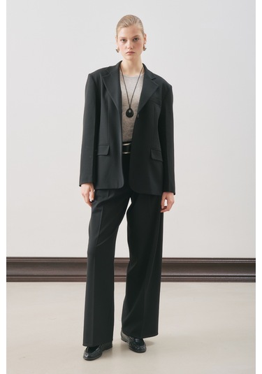 Dına Pile Detaylı Pantolon Siyah Siyah