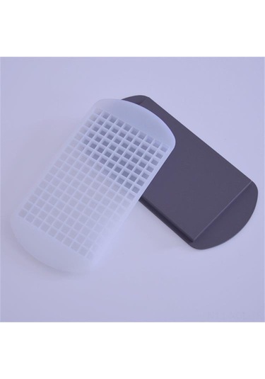 Konesam Kırmızı 160 Hücreli Silikon Buzluk Kalıbı - 1cm Küçük Kare Mini Buz Formu, Yemek Grubu, Esnek, Çabuk Dondurma, Yıkama Kolay Çok Renkli