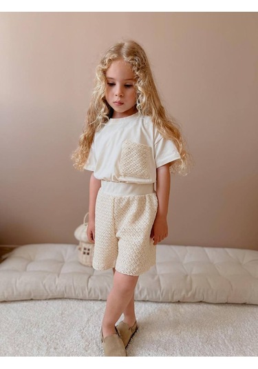 Kız Çocuk Krem Dantelli Şortlu Takım Krem