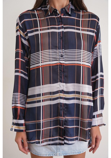 4751 Kadın Ekose İnce Saten Gömlek Lacivert Lacivert