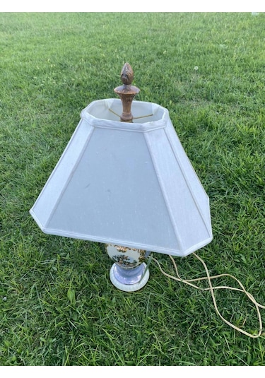 Aşıklar Motifli Porselen Abajur 63 CM