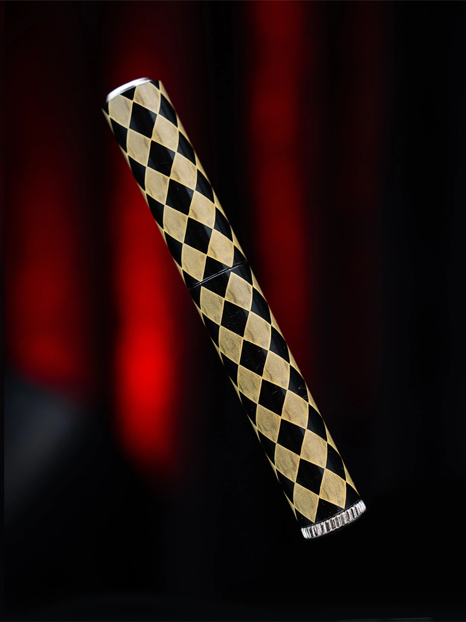 Caka Lighter Piramit Desen Çakmak Siyah - Altın