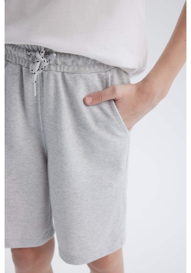 DeFacto Erkek Çocuk Esnek Belli Cepli Pike Şort B5866A825SMGR400