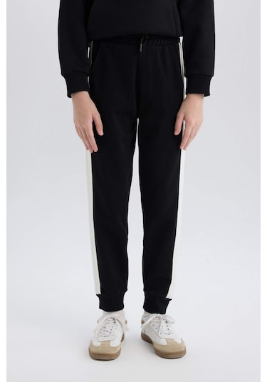 DeFacto Erkek Çocuk Beli Paçası Lastikli Eşofman Altı D4444A8NSBK81 DeFacto Erkek Çocuk Beli Paçası Lastikli Eşofman Altı D4444A8NSBK81