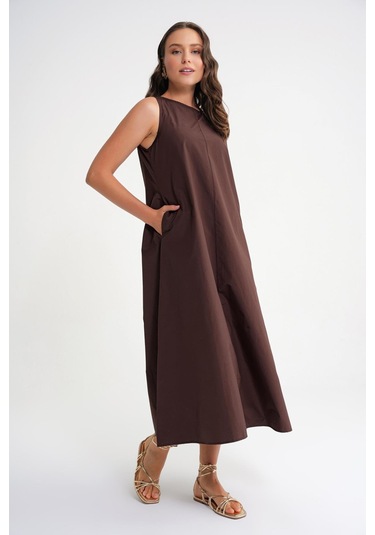 4690 Kadın Bisiklet Yaka Sıfır Kol Midi Paraşüt Elbise Kahve Kahve