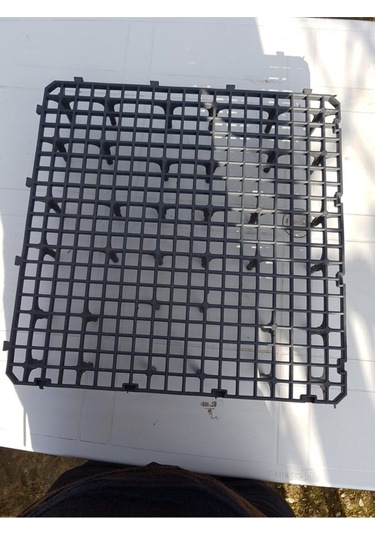 Kümes Taban Izgara En Kalın 5 M2 20 Adet 50 50 8 Cm Yükseklik