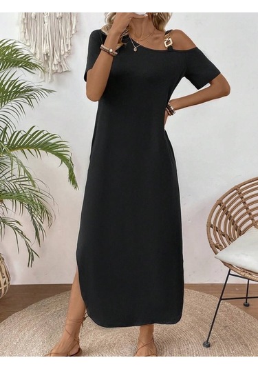 Kadın Tek Omuzdan Açık Toka Detaylı Yandan Yırtmaçlı Maksi Boy Viskon Elbise Siyah