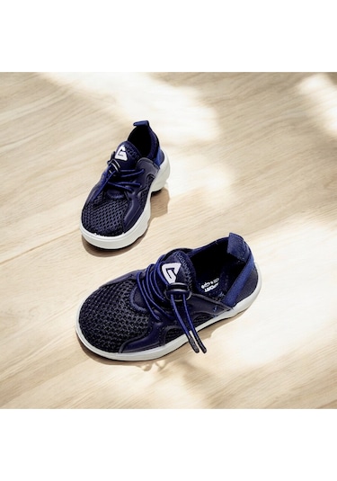 Günlük Lastikli Yumuşak Taban Spor Ayakkabı 001