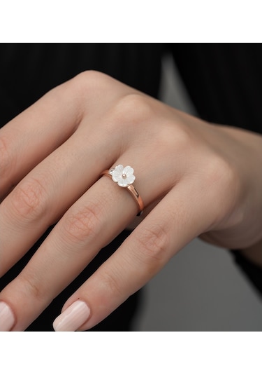 925 Ayar Ayarlanabilir Tektaş Manolya Çiçeği Kadın Gümüş Yüzük