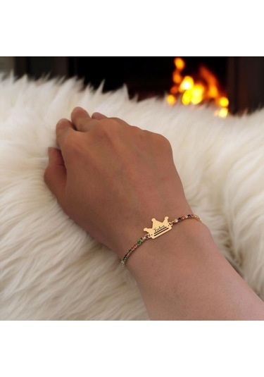 Tuba İsmine Özel 14 Ayar Altın Plakalı Renkli Taş Desenli Taç Motifli Hediye Bileklik-489isim Tuba