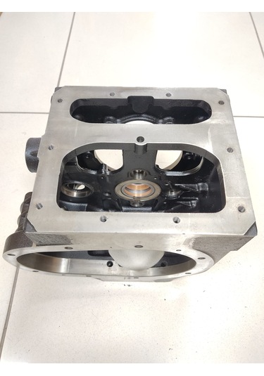 Antor/lombardini Ad820bs 17hp Motor Gövdesi